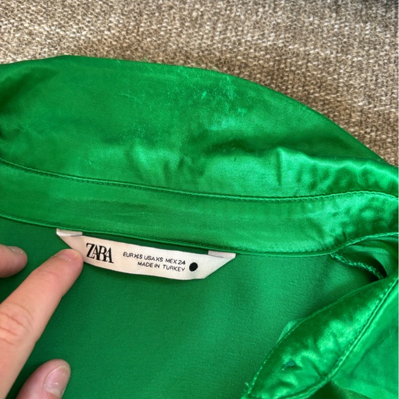Zara green silk button down xs - Picture 2 of 3